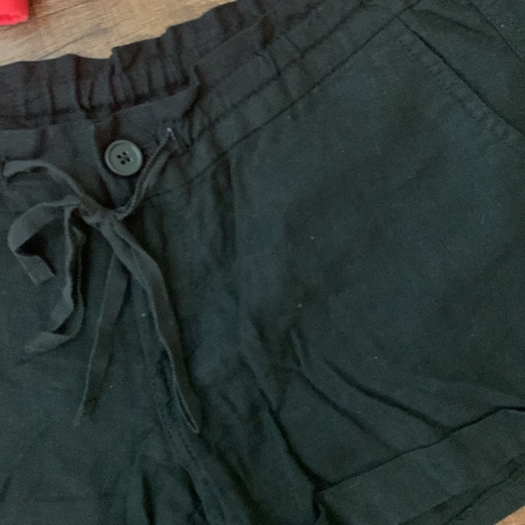 Old Navy linen shorts - Picture 5 of 7